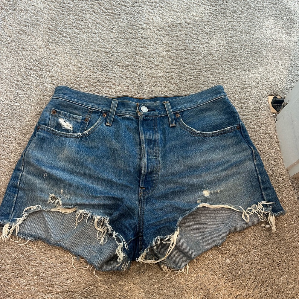 Levi’s 501 Original Distressed Denim Women's Shorts